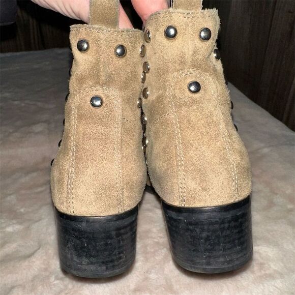 Marc Fisher real leather Women's Studded Suede Ankle Booties Size 7 - Picture 5 of 10